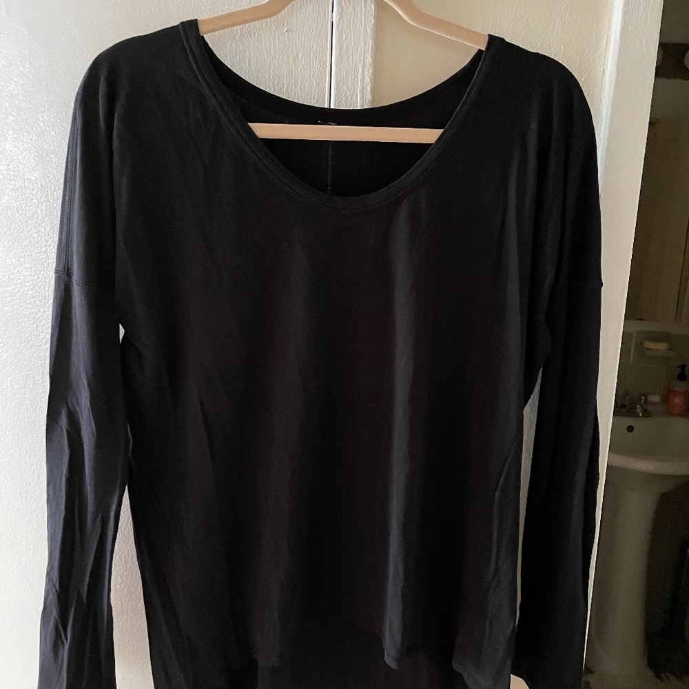 Lululemon Long Sleeve Tee, Black, size 4